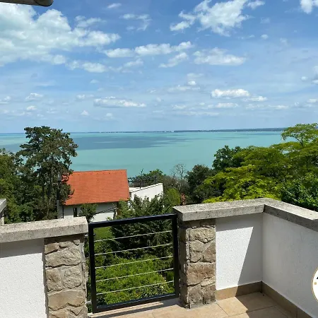 Arttrend Luxury * Tihany